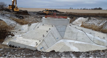 Figure 1. Backfilling a modular precast assembly, Minnesota, USA, 2019 Fig 1 Rute Backfilling a modular precast assembly Minnesota USA 2019